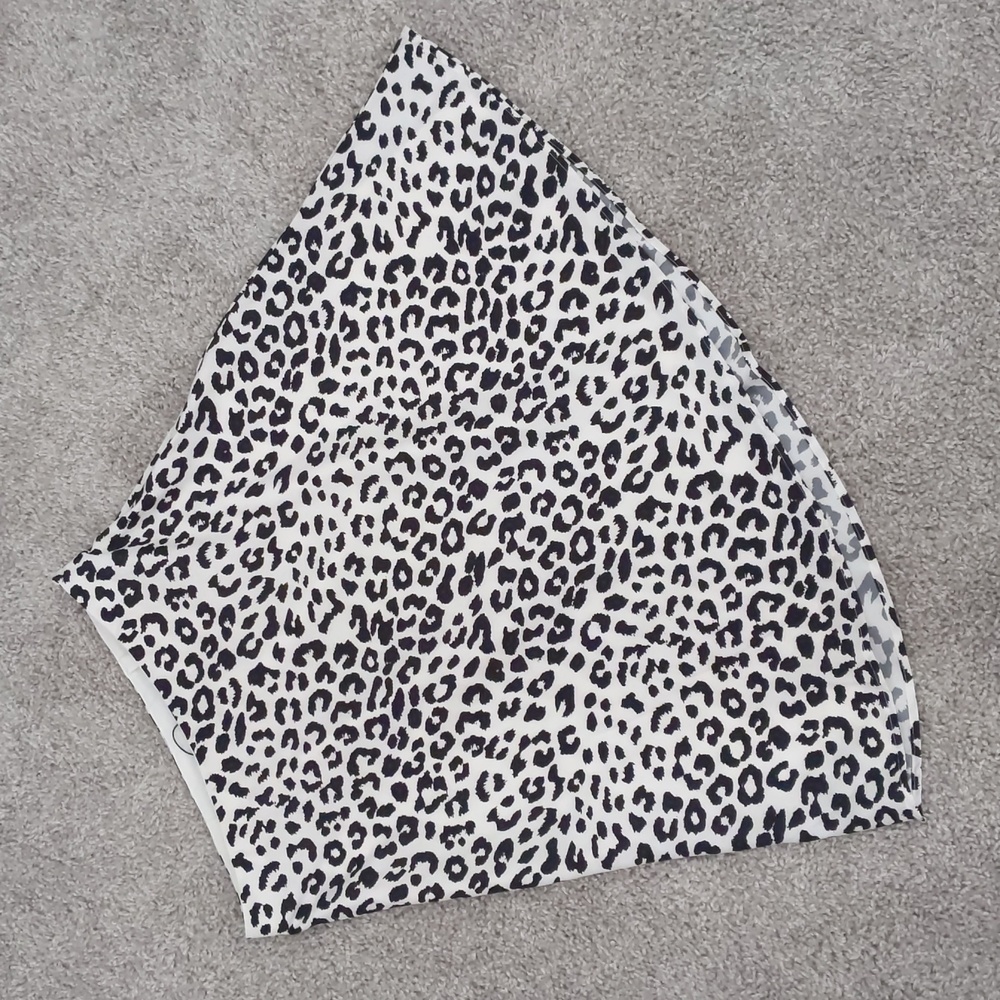 NWT! Express Chiffon Flowy White Leopard Print Skirt, Size 4
